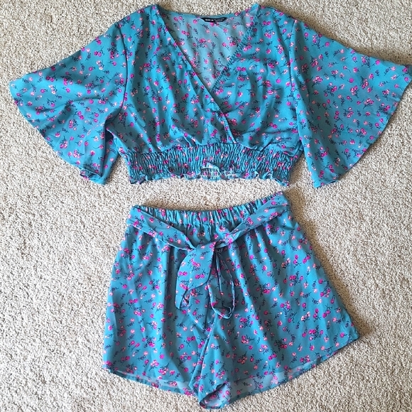 Floral 2 Piece Set - Picture 1 of 11
